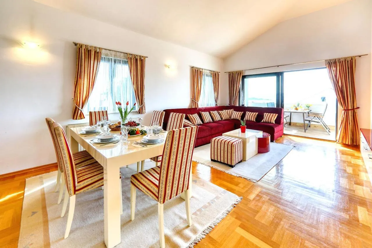 Villa Topesa 1 Zadar Lägenhet